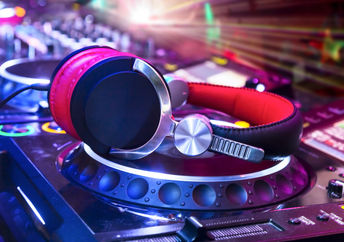 DJ spinning LPs.