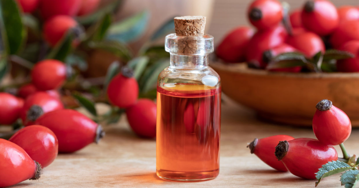 Use rosehip in your homemade facial. Use rosehip in your homemade facial.