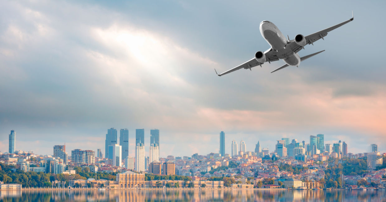 Airplanes in Turkey may soon use algae jet-fuel. Airplanes in Turkey may soon use algae jet-fuel.