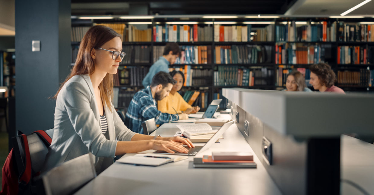 Online learning. Online learning.
